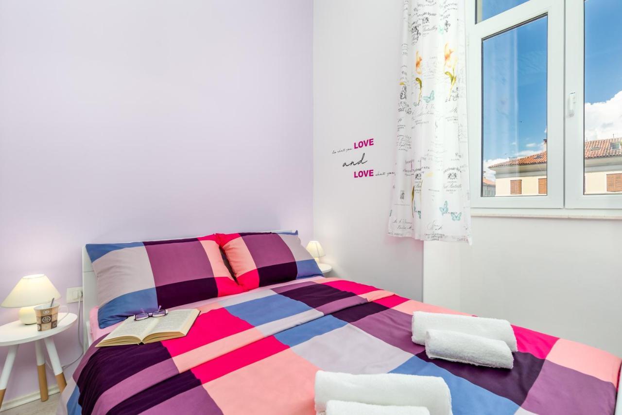 Rijeka With Love Center Luaran gambar
